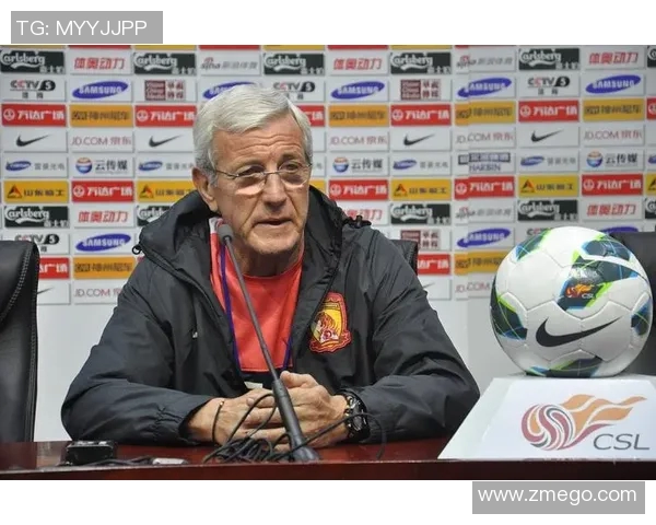 大爷心目中的足球明星究竟是谁他为何如此崇拜他